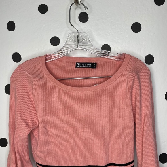 🔥30%OFF🔥🆕NY&C pink/black sweater size s - Picture 2 of 8